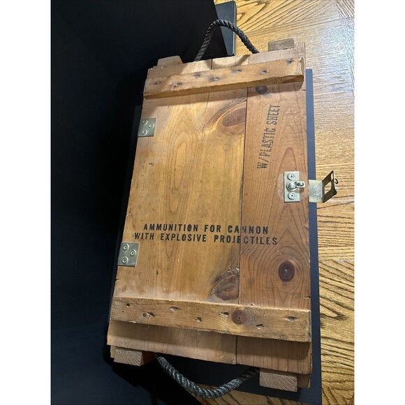 1969 Wooden Crate  Ammunition For Cannon With Explosive Projectiles w/handles - Picture 3 of 9